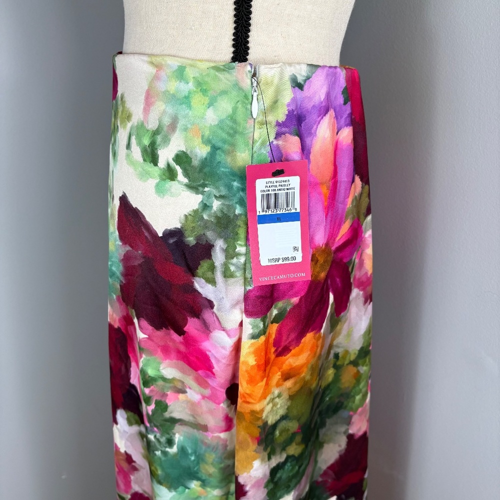 Vince Camuto | Floral-Print A-Line Midi Skirt - Picture 5 of 7